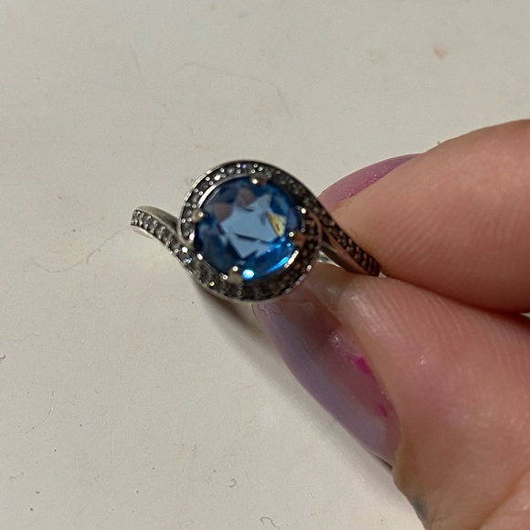 Pandora Ring - Blue CZ - Picture 2 of 3